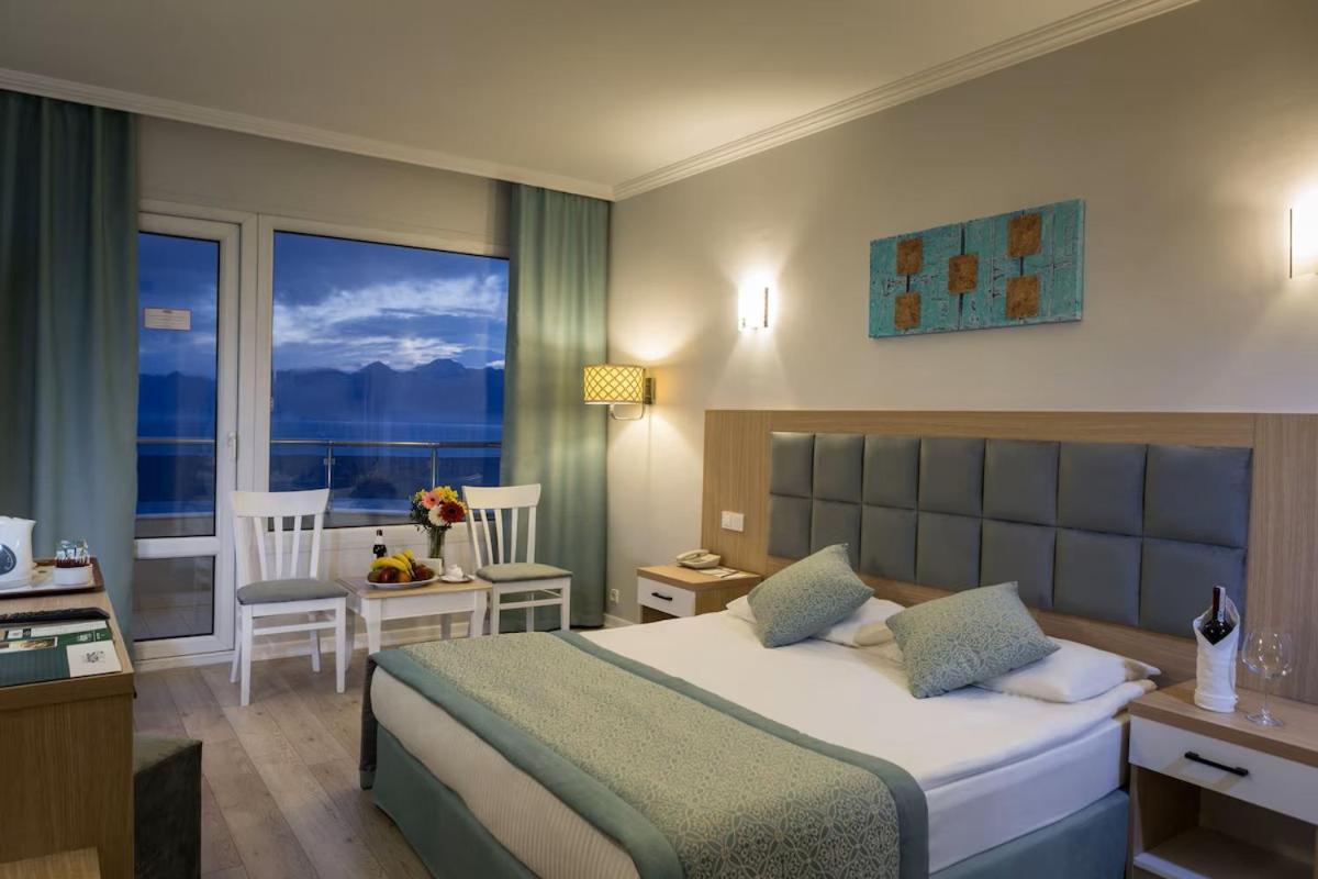 Adonis Hotel Antalya Exterior photo